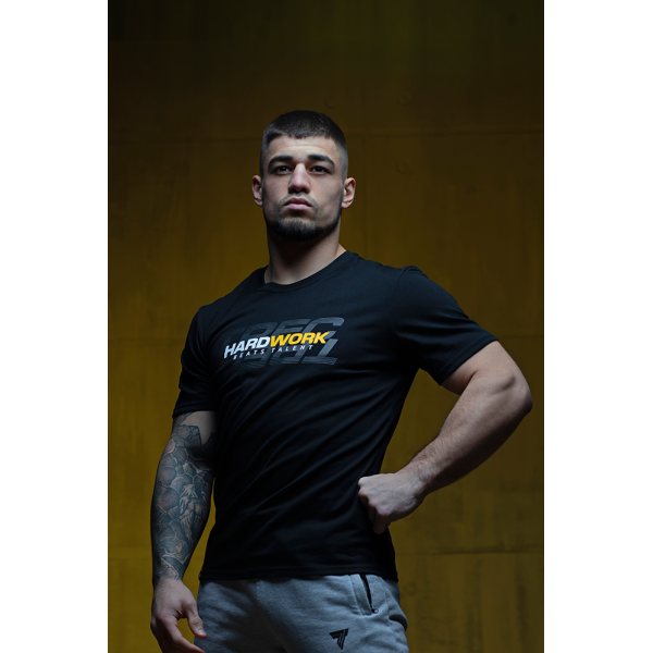 Czarny T-shirt męski HARD WORK BEATS TALENT Czarny T-shirt męski HARD WORK BEATS TALENT