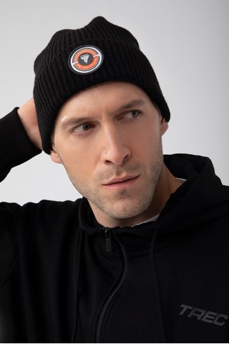 Czarna czapka zimowa TW WINTER CAP 135 TREC BLACK
