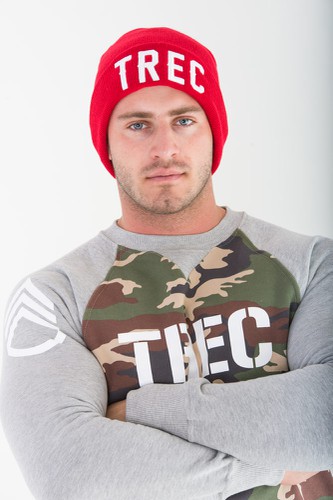 Czerwona czapka zimowa męska z białym napisem TREC