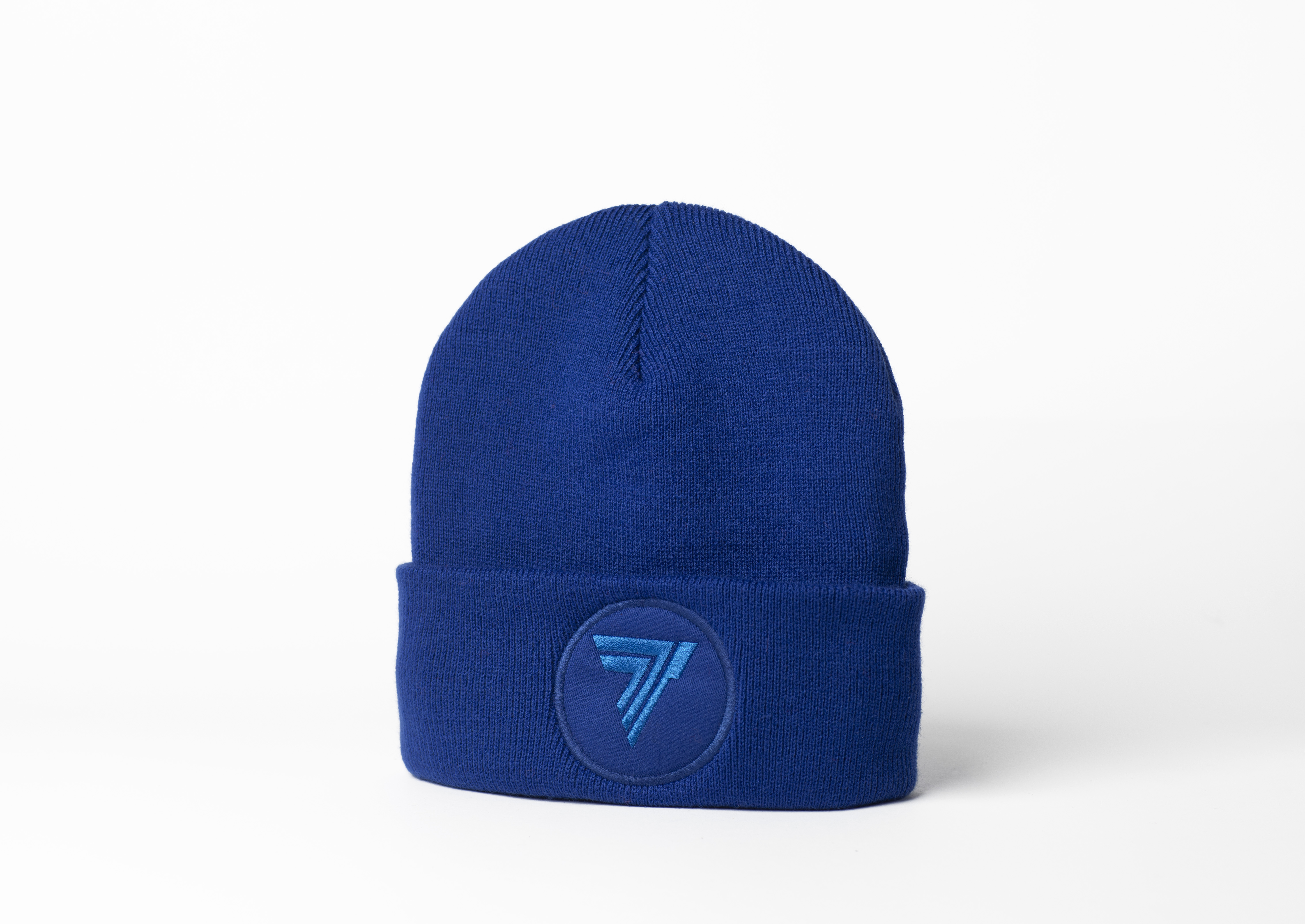 TrecWear 2021 Niebieska czapka zimowa T BLUE unisex Niebieska czapka zimowa T BLUE unisex